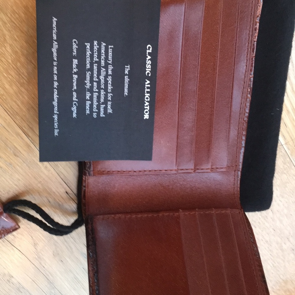 Alligator Wallet - Picture 2 of 3